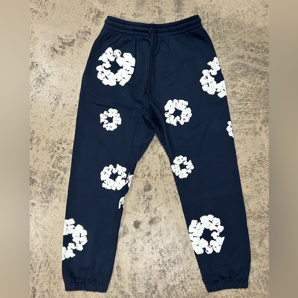 Denim Tears the Cotton Wreath Navy SweatPants - Medium - Free Same Say Shipping!